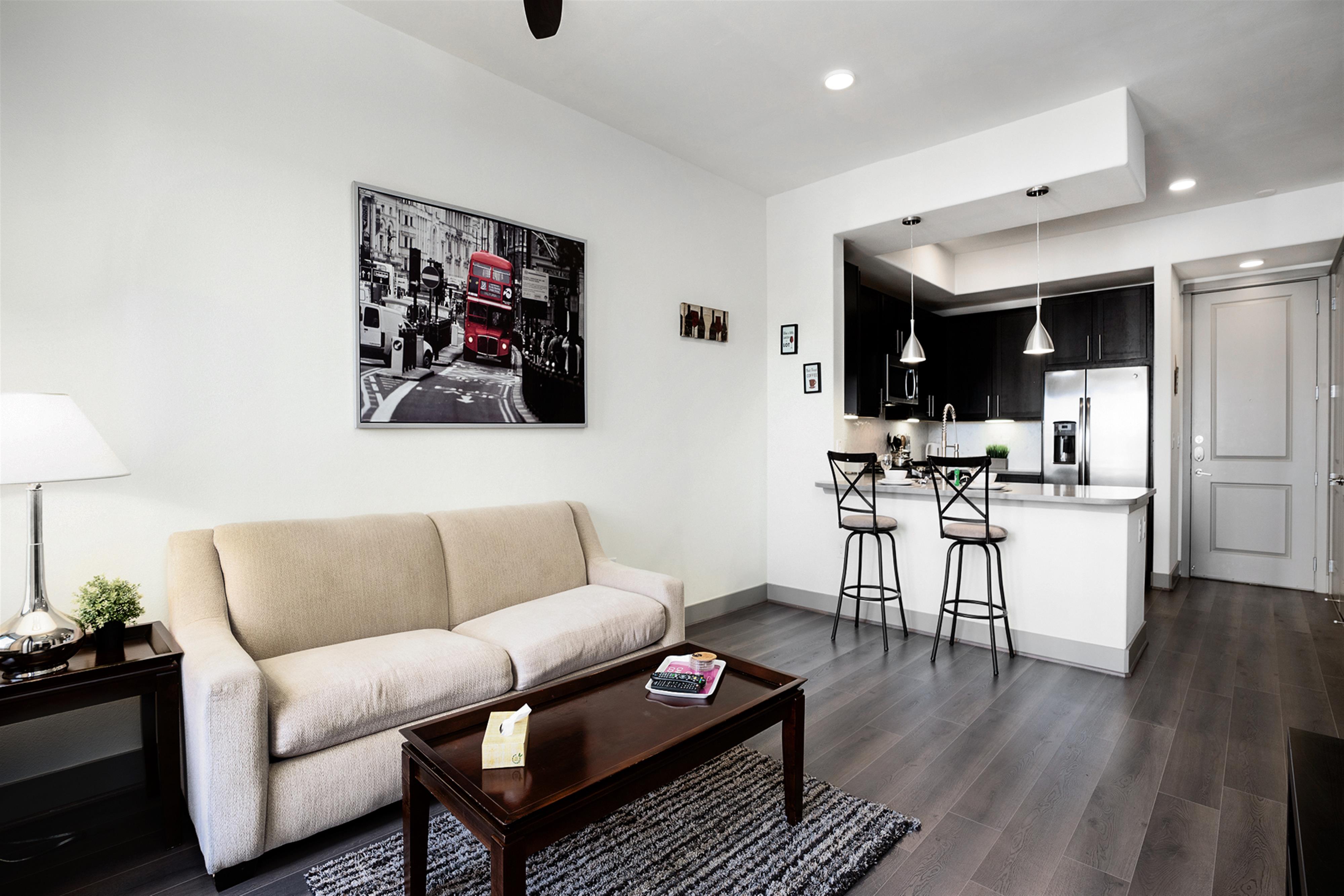 Furnished apartments in Houston
