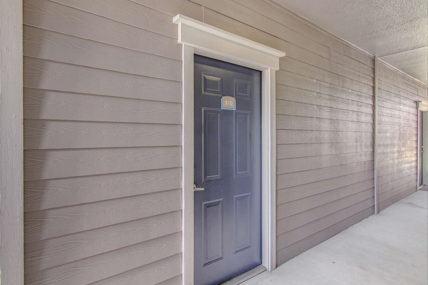 910 | Houston Corporate Housing